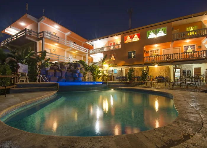 Cahal Pech Village Resort