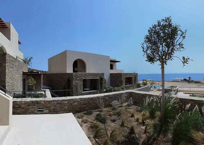 Nos Hotel & Villas