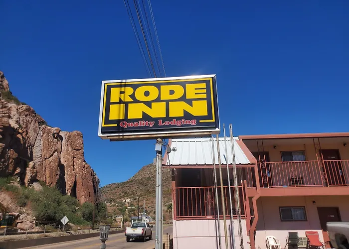 Rode Inn Of Clifton