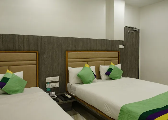 Treebo Urban, 1 Km From Railway Station