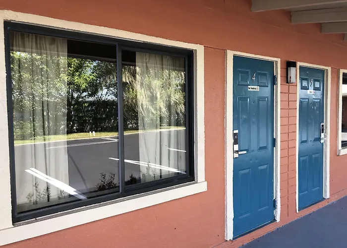 Ocala Cove Motel