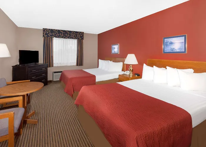 Super 8 By Wyndham St. Ignace