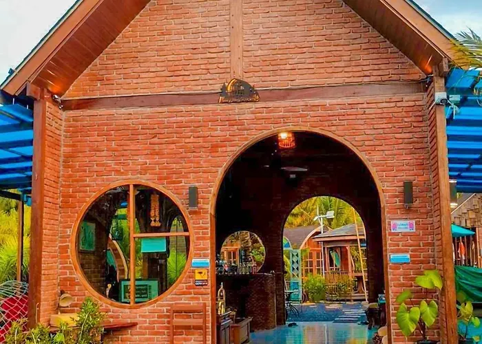Plaiphu Pool Villas