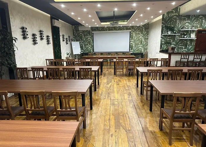 Roma Hotel & Restaurant