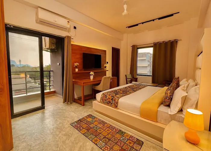Hotel Aura Residency - A Luxury Hotel & Resort, Haridwar