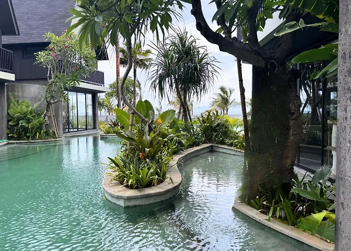 Quenzo Beach Resort