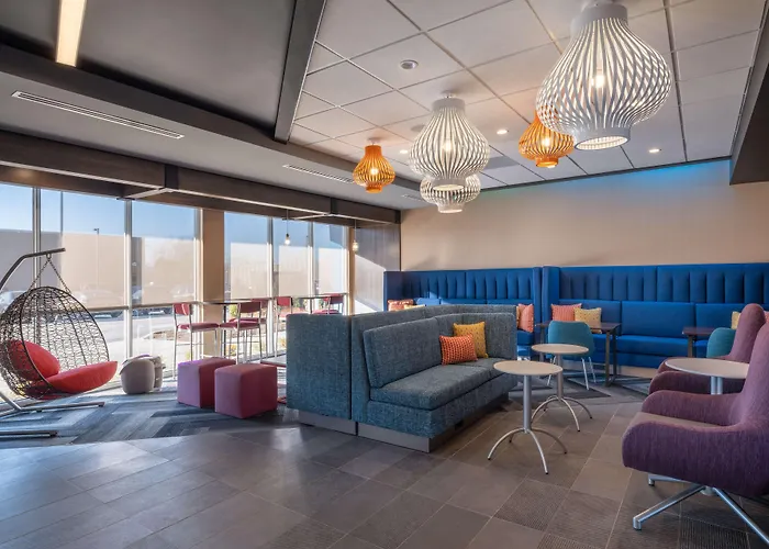 Tru By Hilton Naperville Chicago
