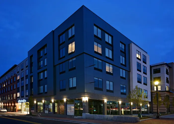 Hampton Inn Salem, Ma