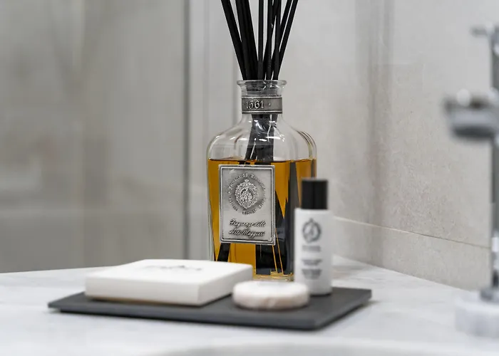 Flom Boutique Hotel