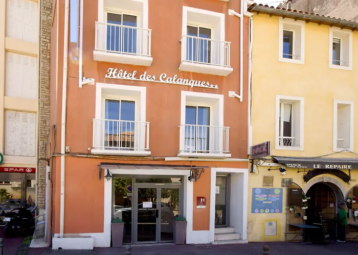 HOTEL DES CALANQUES Port de Cassis