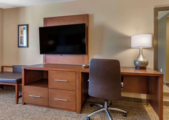 Comfort Suites Albuquerque Airport