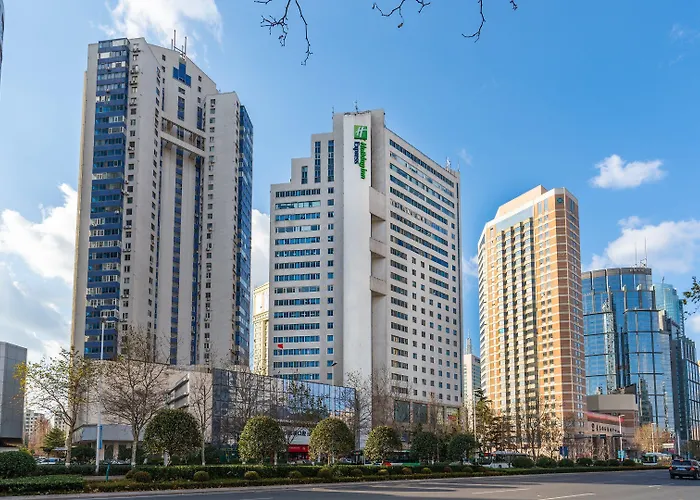 Holiday Inn Express Qingdao City Center By Ihg
