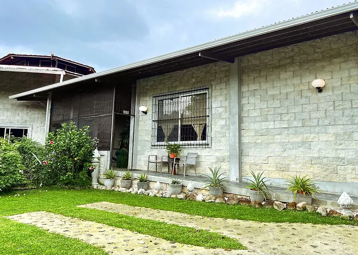 Casa Madre Tierra