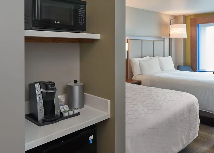 Holiday Inn Express Doral Miami By Ihg