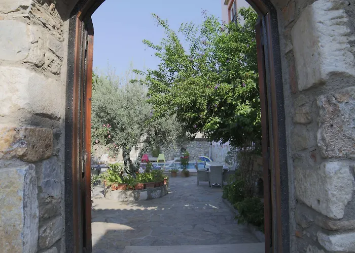 Nazar Hotel
