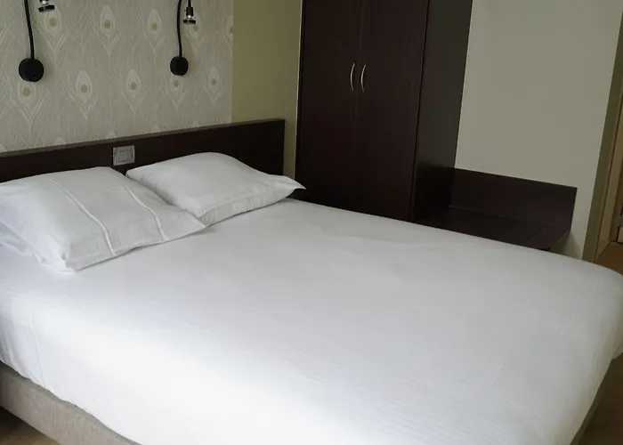 Hotel Corner House By Wp Hotels