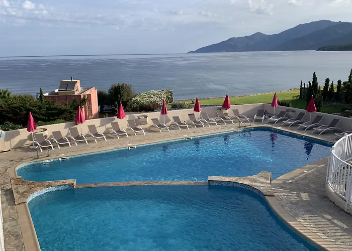 Hotel Bellevue Saint-Florent 