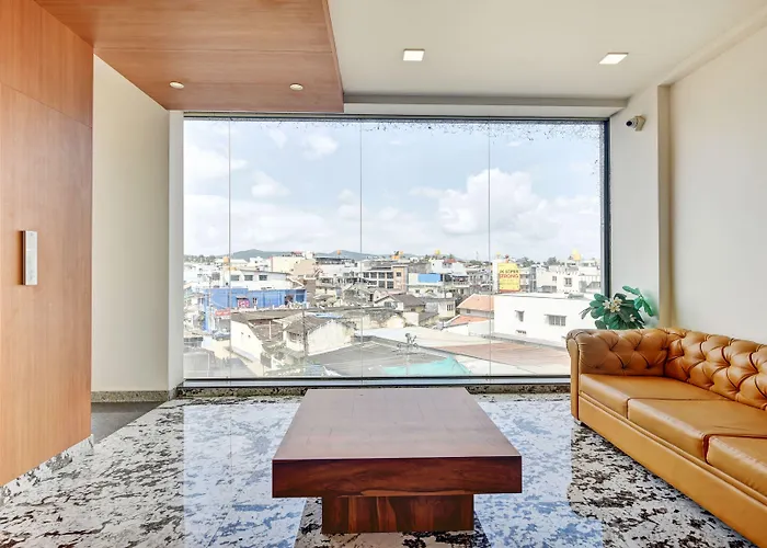 Itsy Hotels Shrey'S Inn Mallandur Road