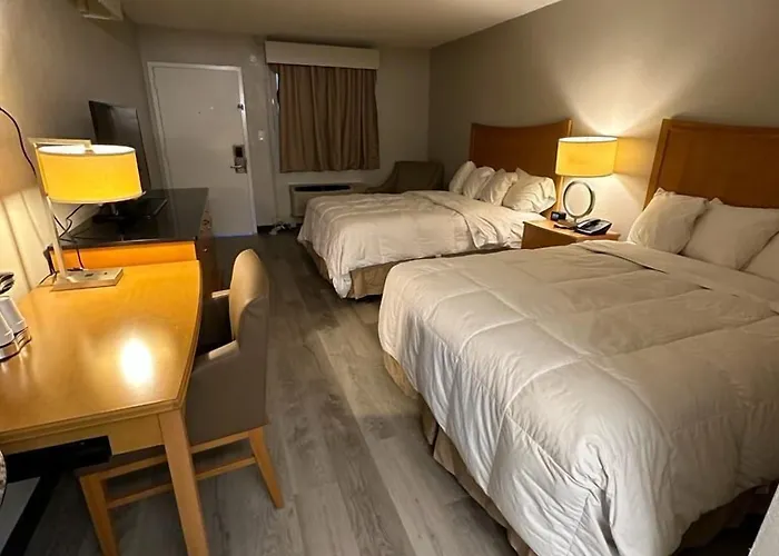 Lanett Inn