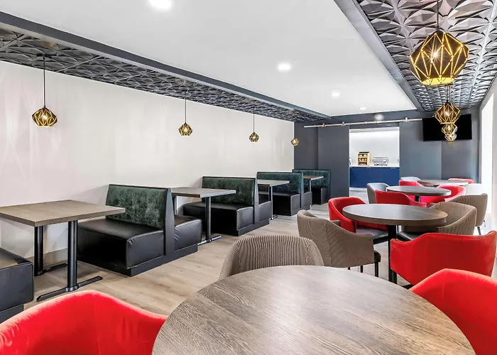Best Western Buffalo Inn & Suites