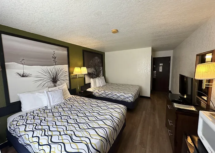 Simple Rewards Inn