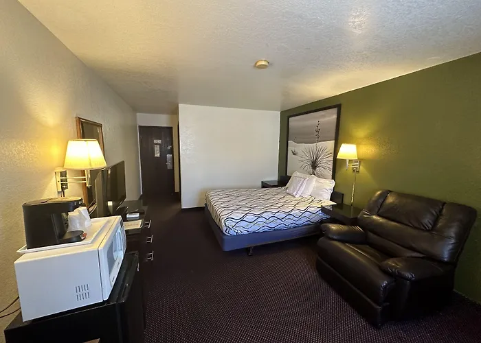 Simple Rewards Inn