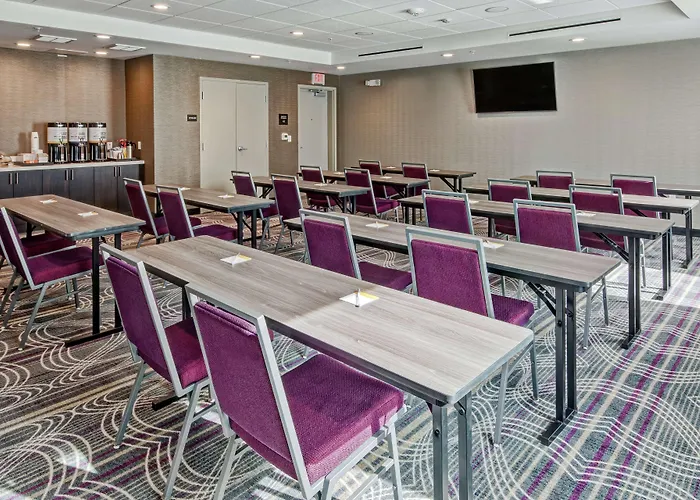 Hampton Inn Fresno Airport