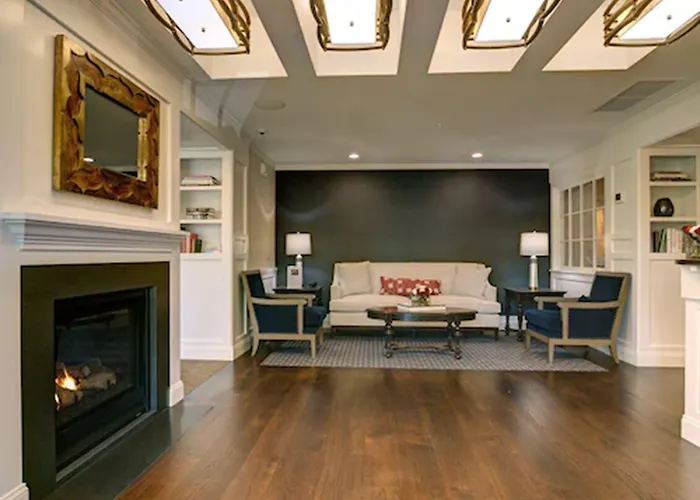 Sag Harbor Inn