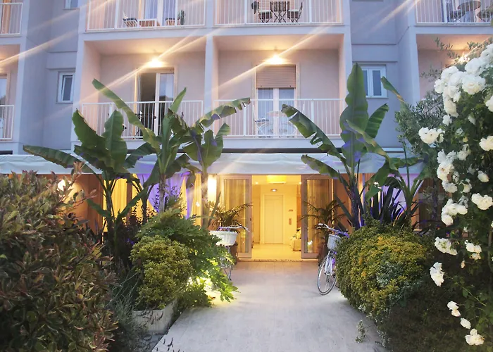 Hotel Bijou