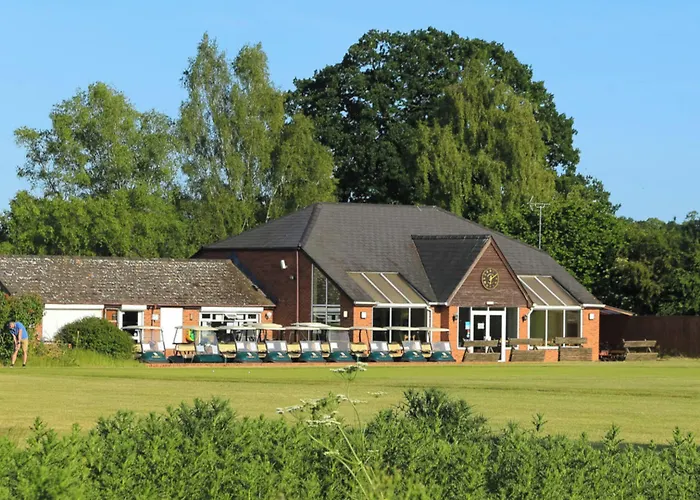 Rodway Hill Golf & Eco Pod Hotel