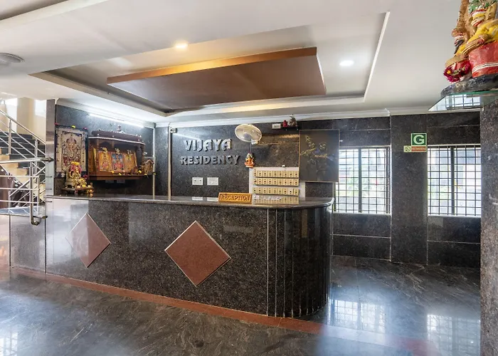 Itsy Hotels Vijaya Residency