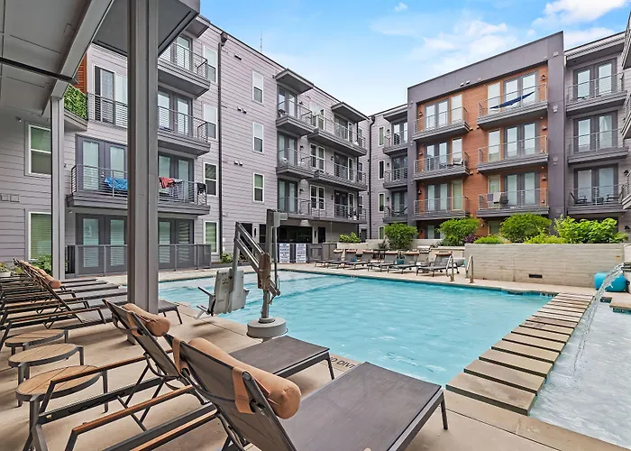 Placemakr Austin Downtown, Apartments By Hilton