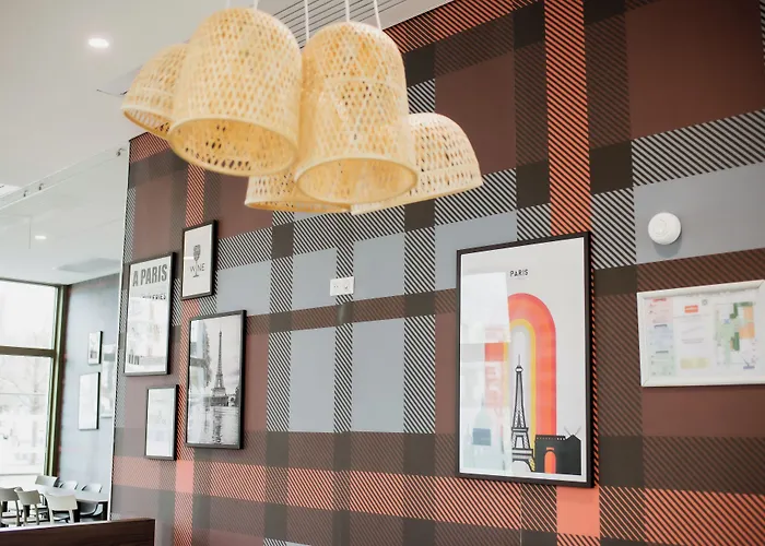 Easyhotel Marseille Euromed