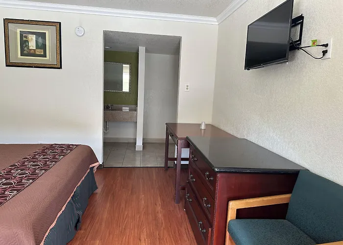 Regency Inn Fresno