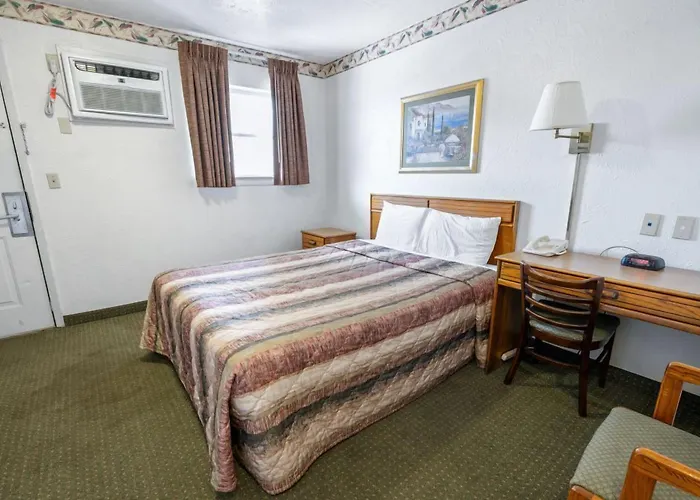 Friendship Inn Hotel