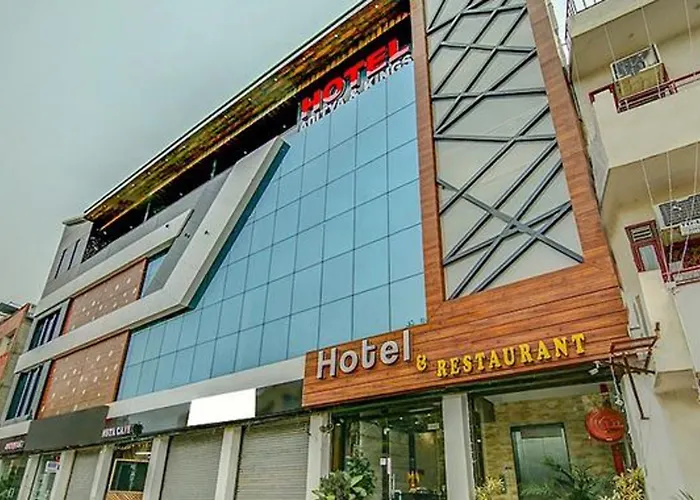 Fabhotel Aditya And Kings