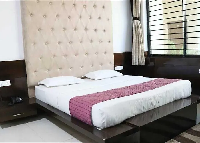Hotel Shivani Resort