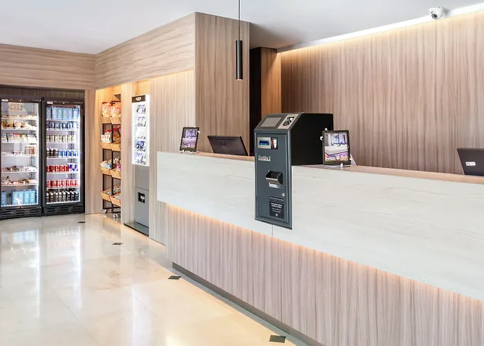 B&B HOTEL Madrid Aeropuerto T4