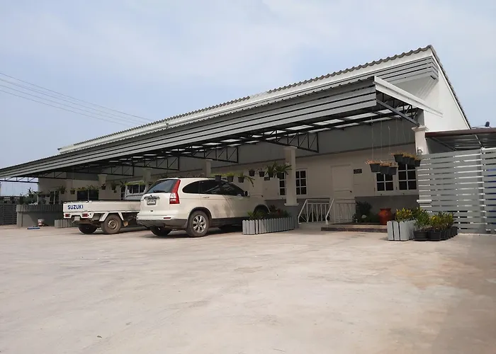 Fancy Carp Resort Hua-Hin