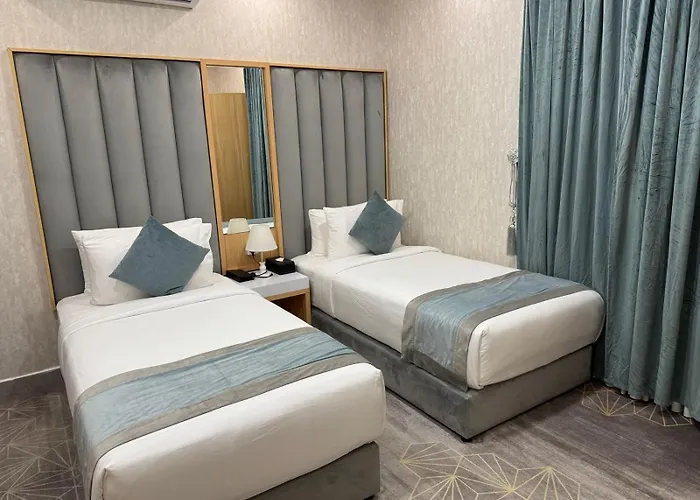 Rose Land Hotel