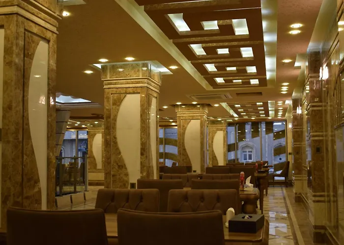 Royal Eagle Hotel