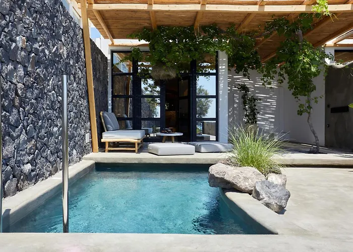 Oscar Beachfront Suites - Adults Only