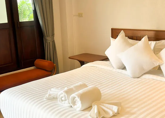 Botanic Boutique Hotel Surin Beach