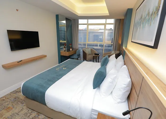 Aluya Hotel