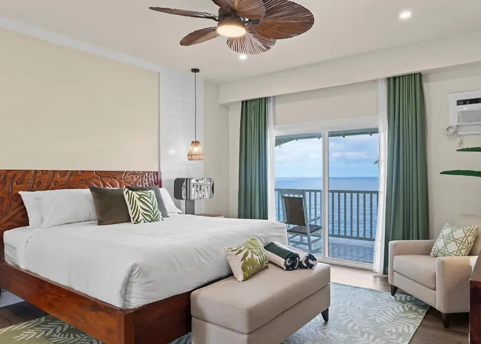 Hamakua Hotel