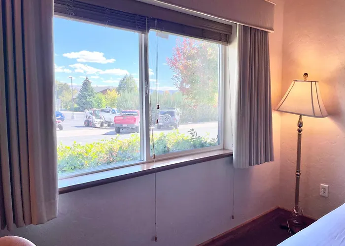 Relaxing Double Queen Suite Near Park City & Sundance Ski Resorts - 1087