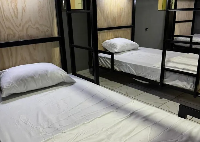 Milo's Hostel&Residences
