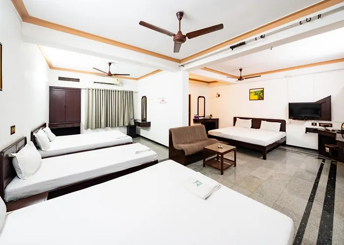 Hotel National Tourist Home