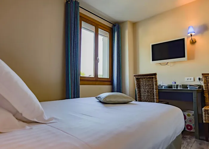 Le Relais de Vellinus - Contact Hôtels