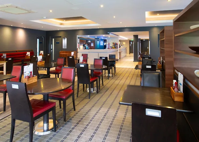 Holiday Inn Express Warwick - Stratford-Upon-Avon By Ihg